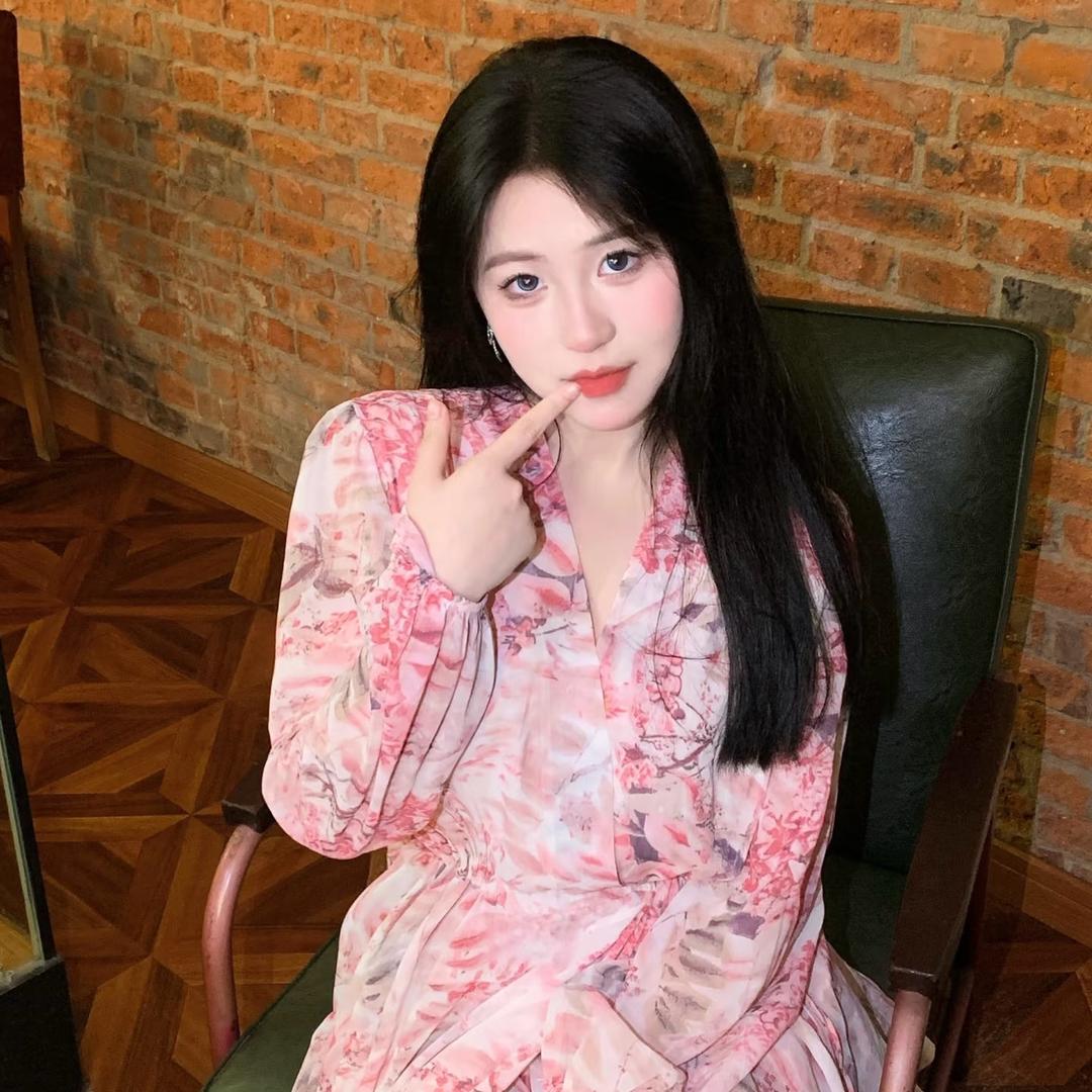 李奈奈