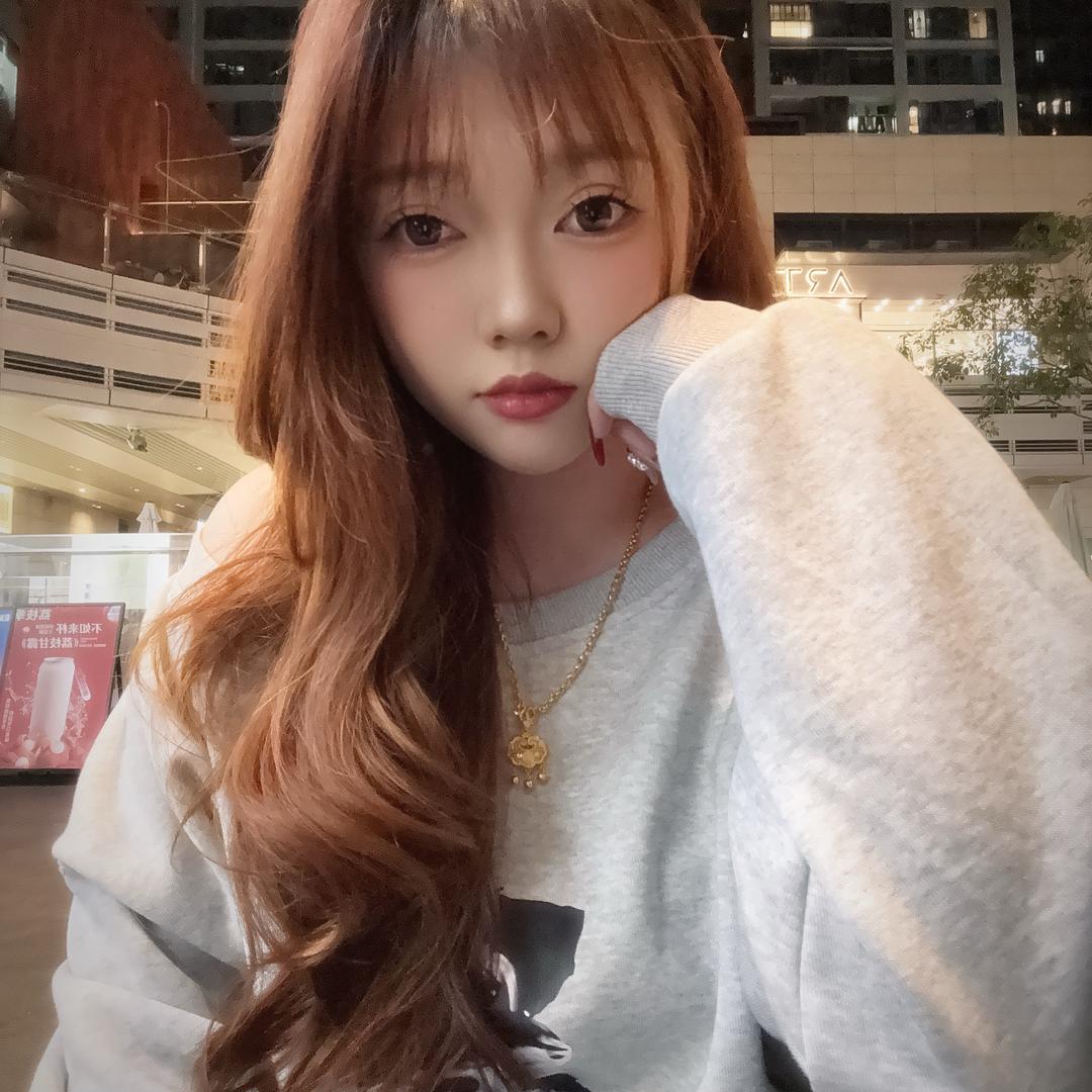是秋秋呐_🏍️