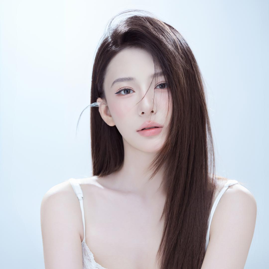 演员 杨晨璐