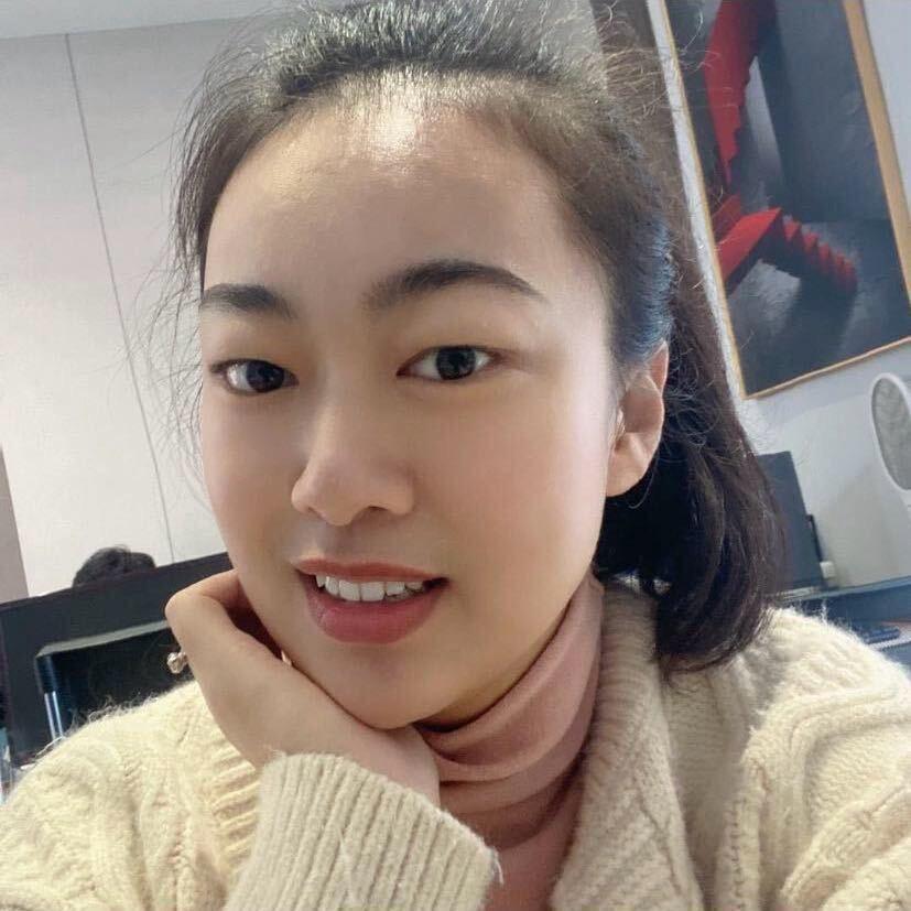 爱设计的辣妹子