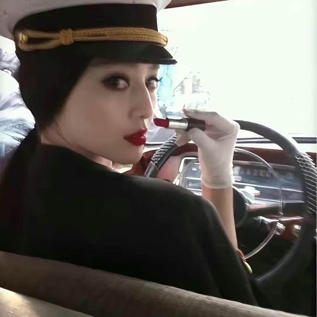 蕾妈