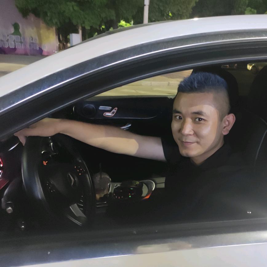 卖童鞋的晓哥