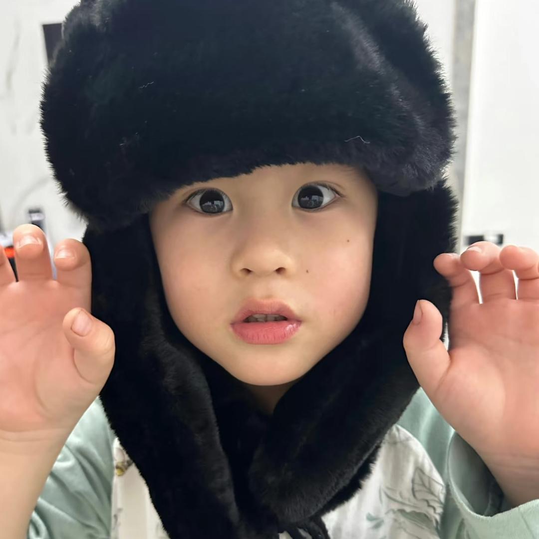 𝔂2𝓾^𝓚（骂我担一年八十二胞胎