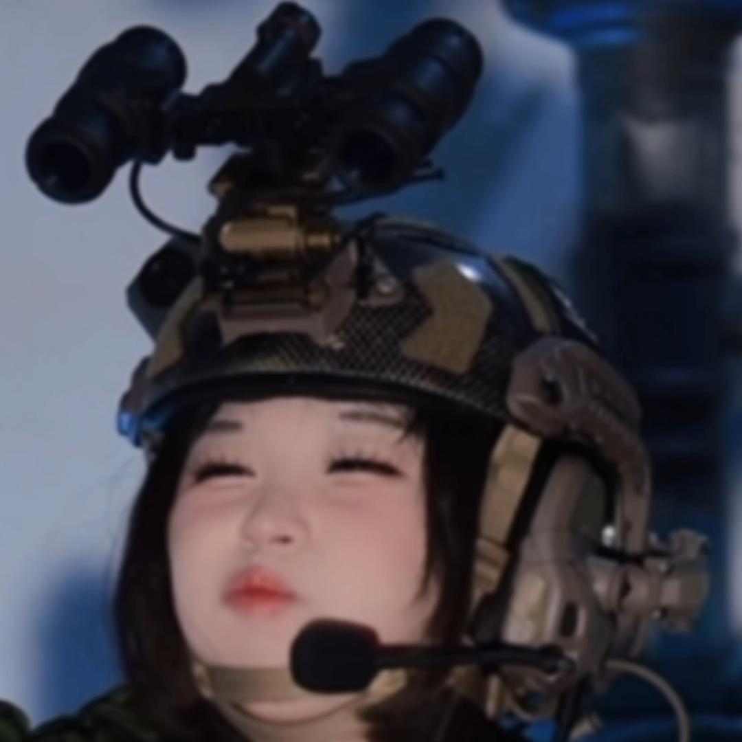 正经战术人形茉莉