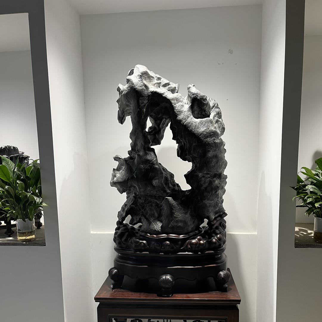 灵璧石   (陆公子)