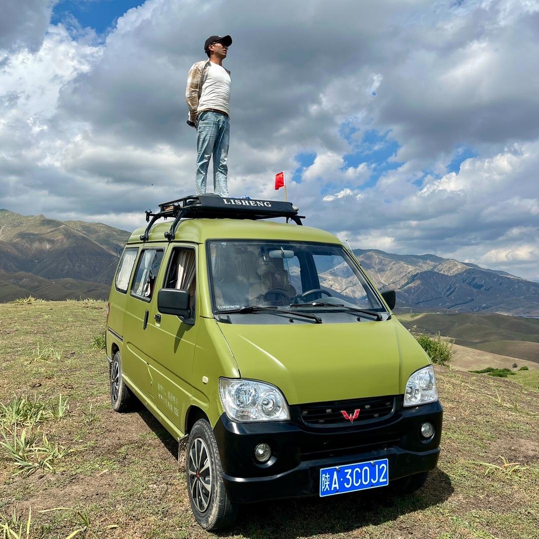 张文学（环游新疆）