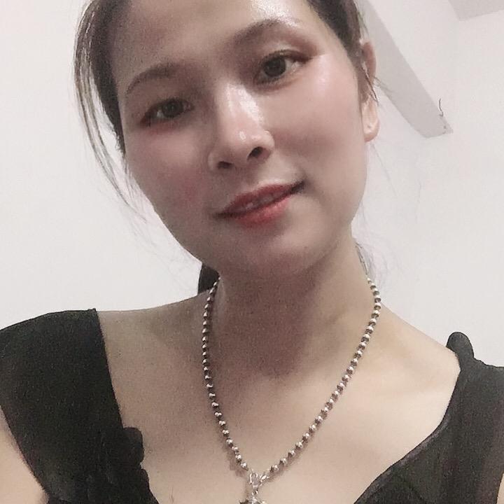 阿珊。