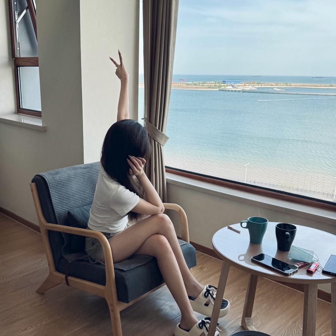 小晨不在