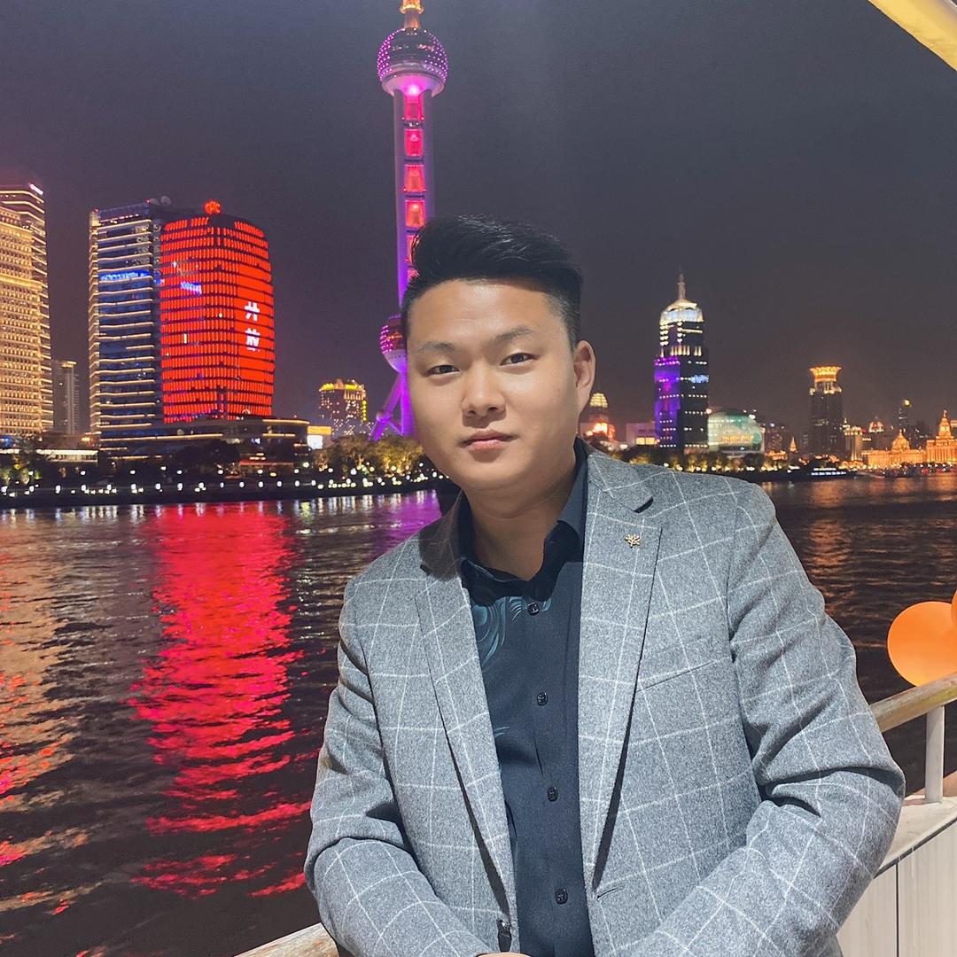 车港湾二手车精品车行