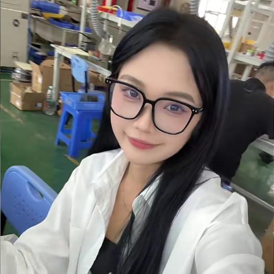 努力的小莉