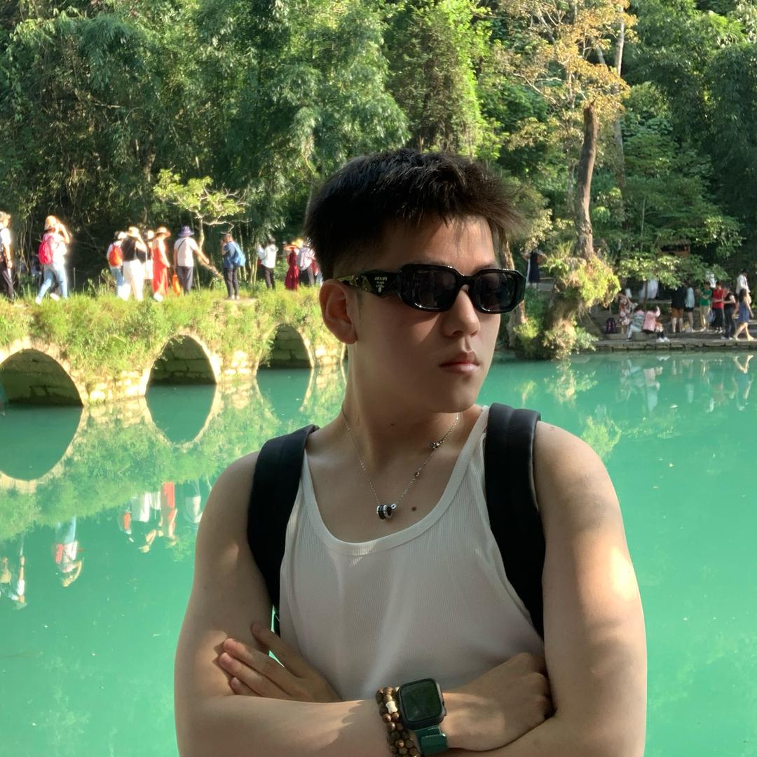 喜欢穿背心🇨🇳