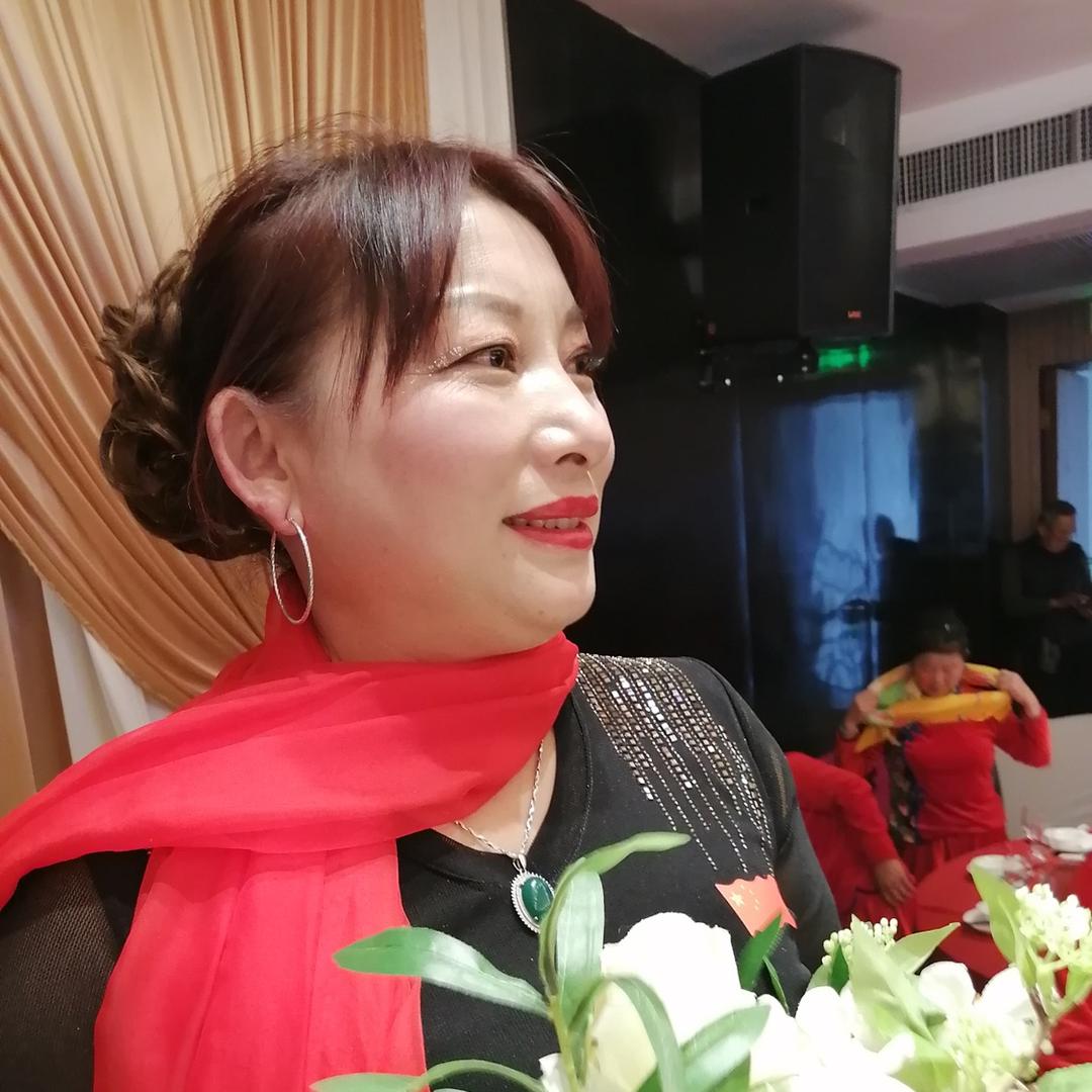 军军姐(爱跳舞)