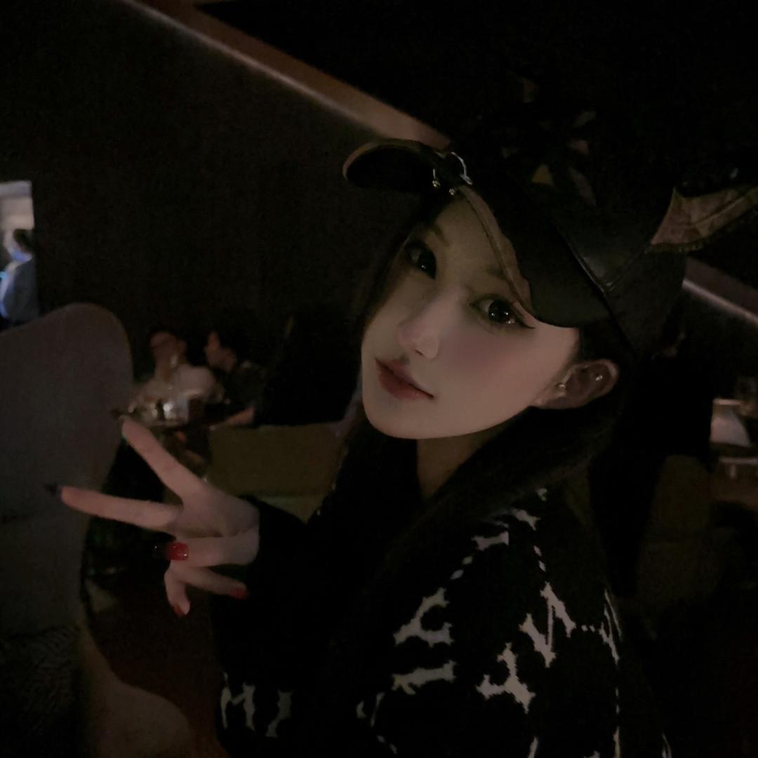 左奈