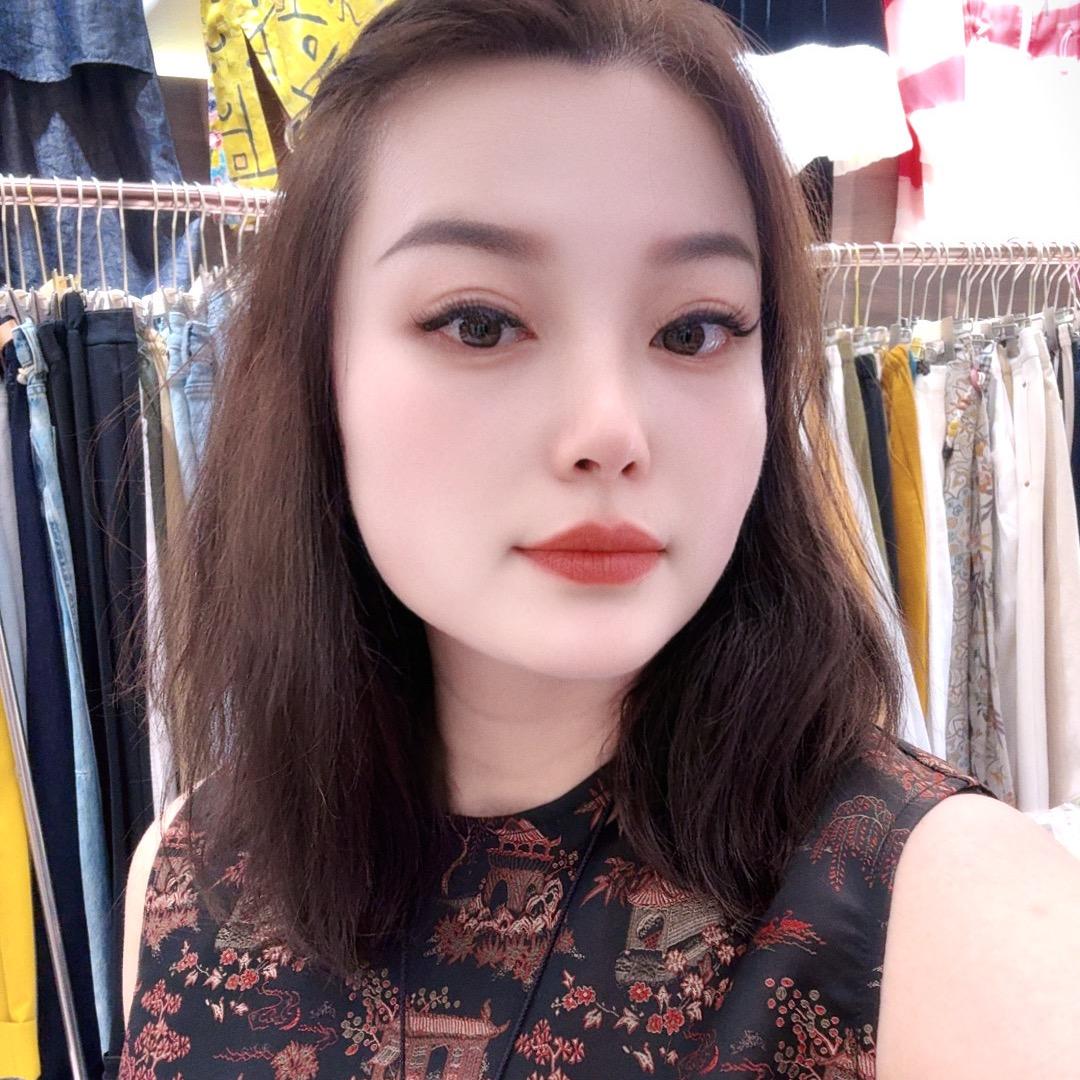 衣族服装