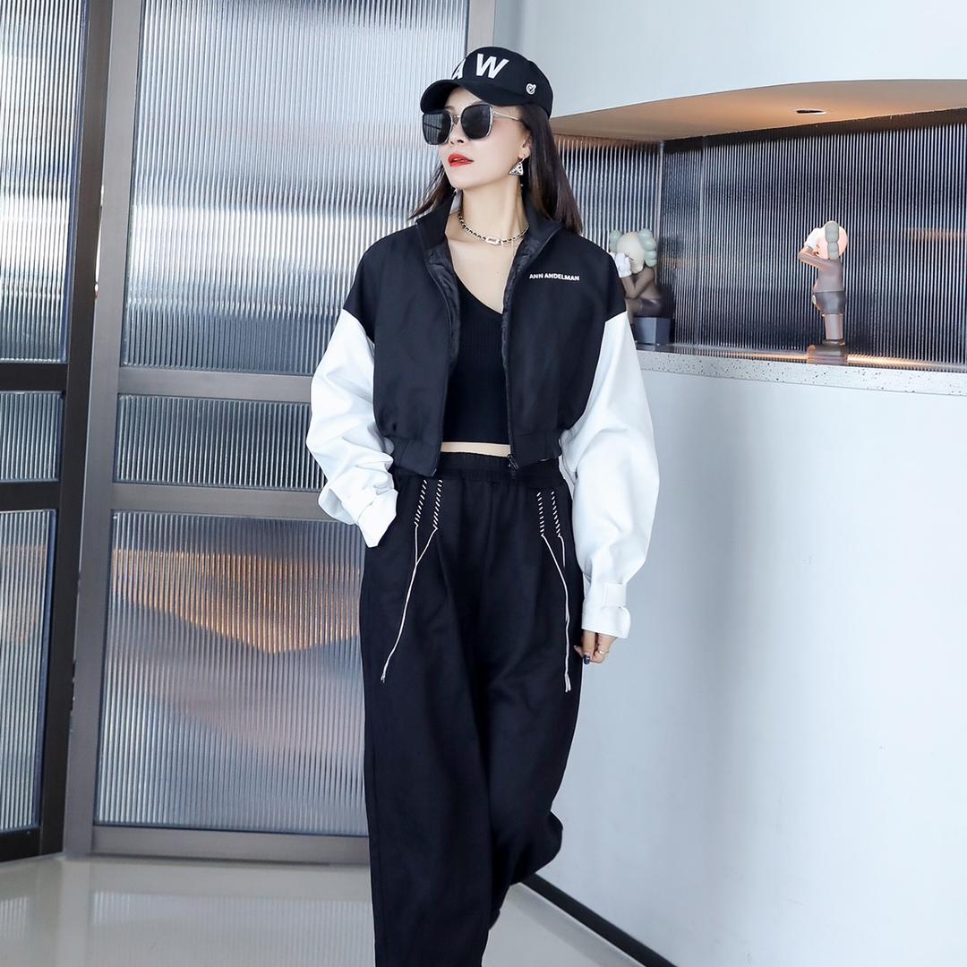 苍南县宜山镇李鹤服装店