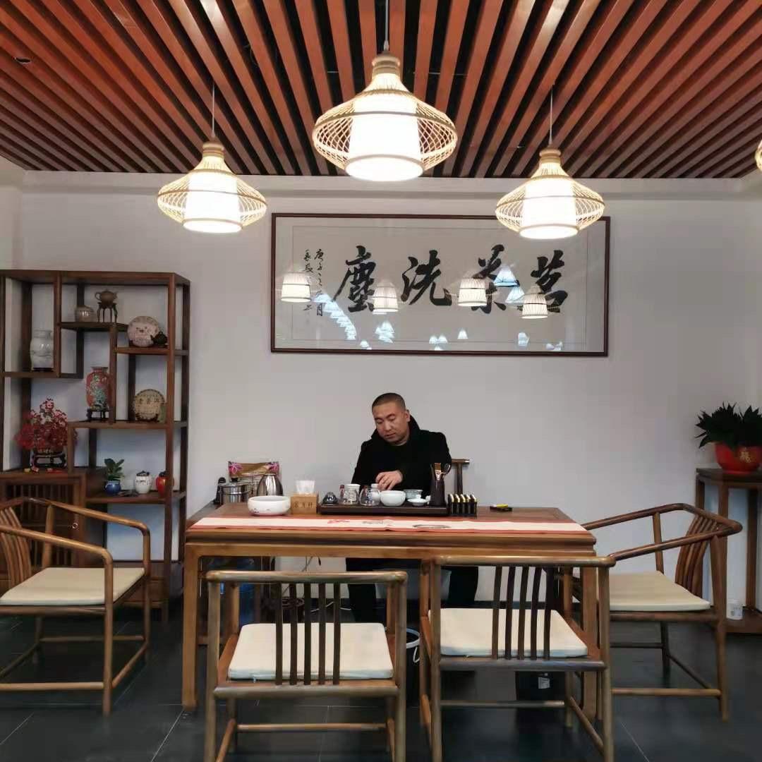 阿伟