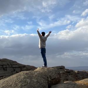 保持热爱、奔赴山海