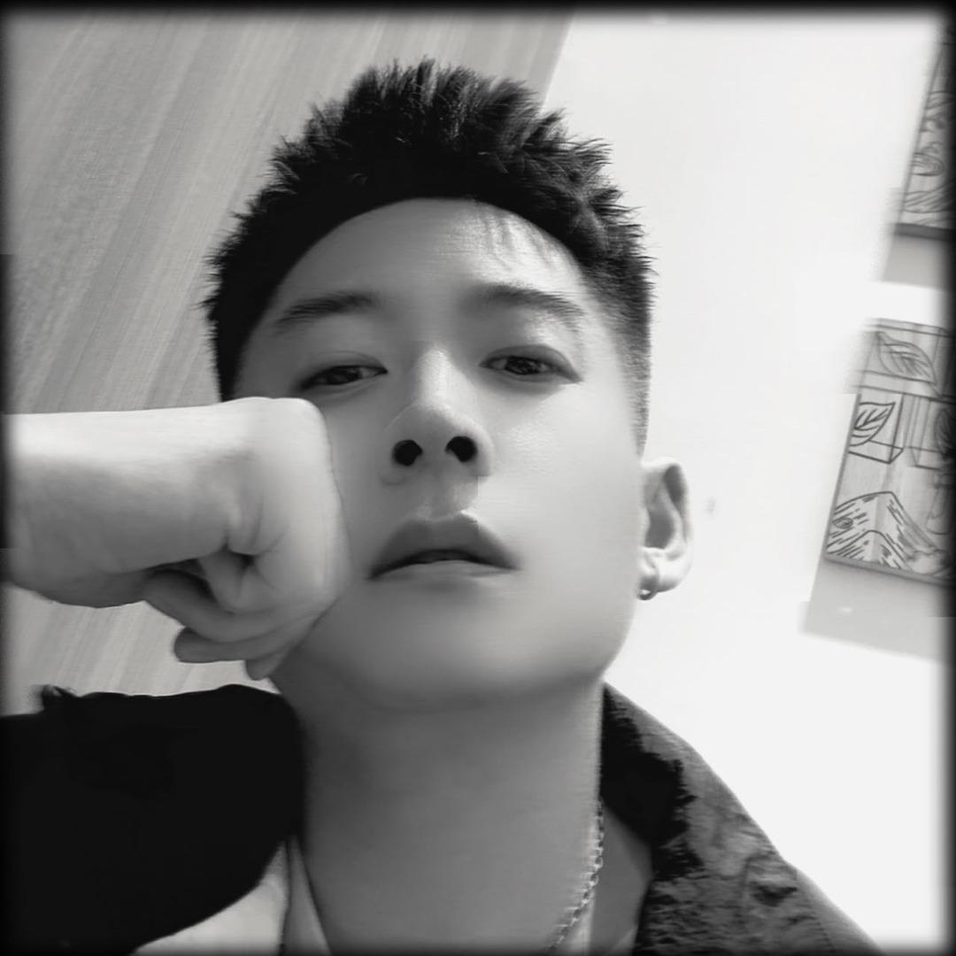 𝐀𝐑𝐍𝐎.𝐗𝐈𝐄 🌖