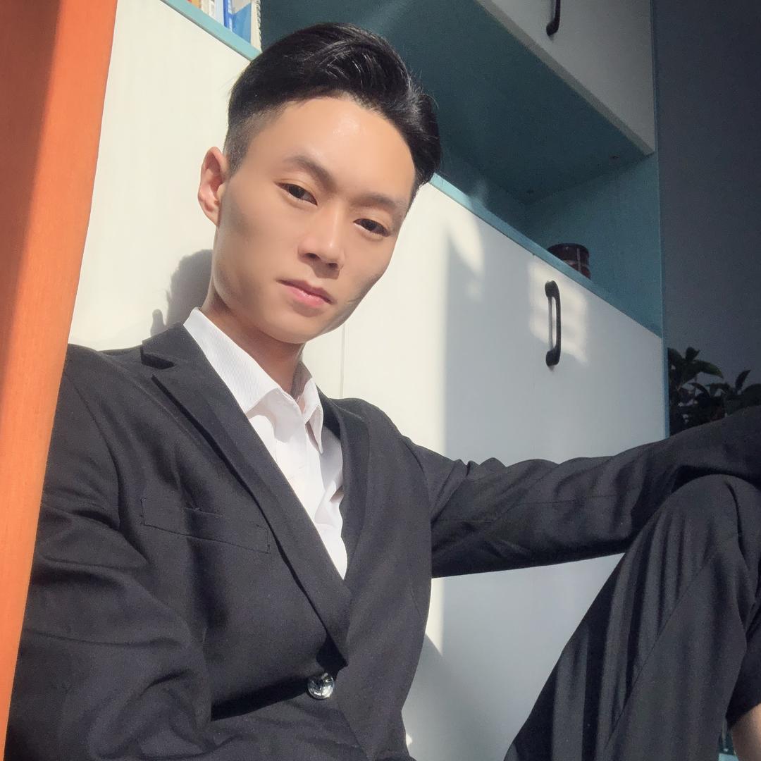 贵州 李欢迎
