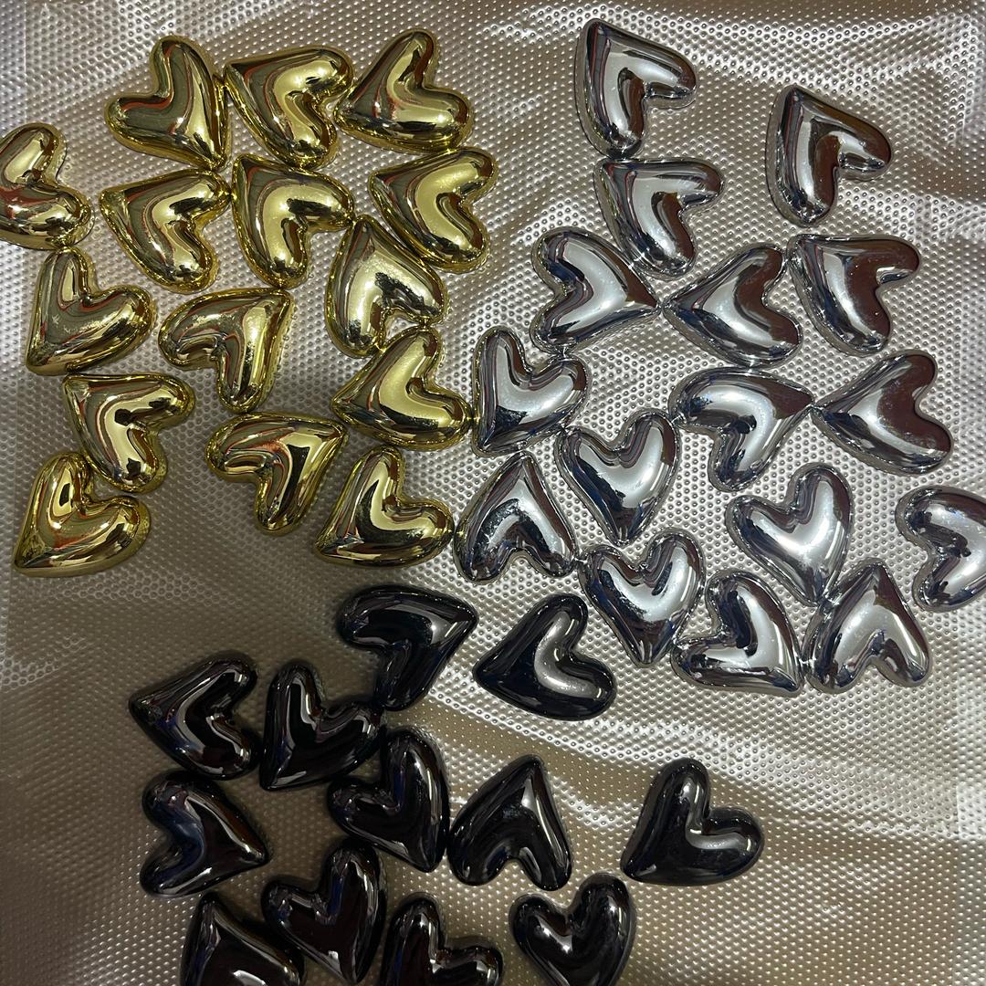 东阳市黔隆真空U V电镀厂