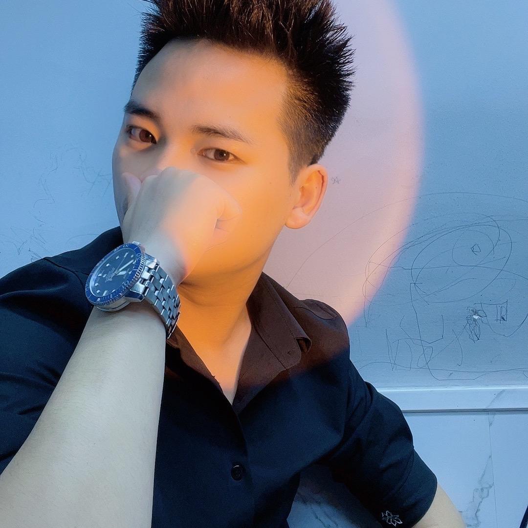 创美发型设计