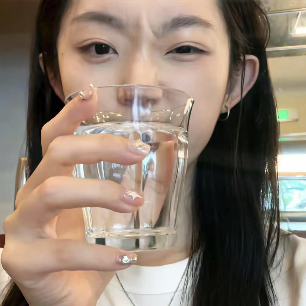 情约今生 化妆师 小H
