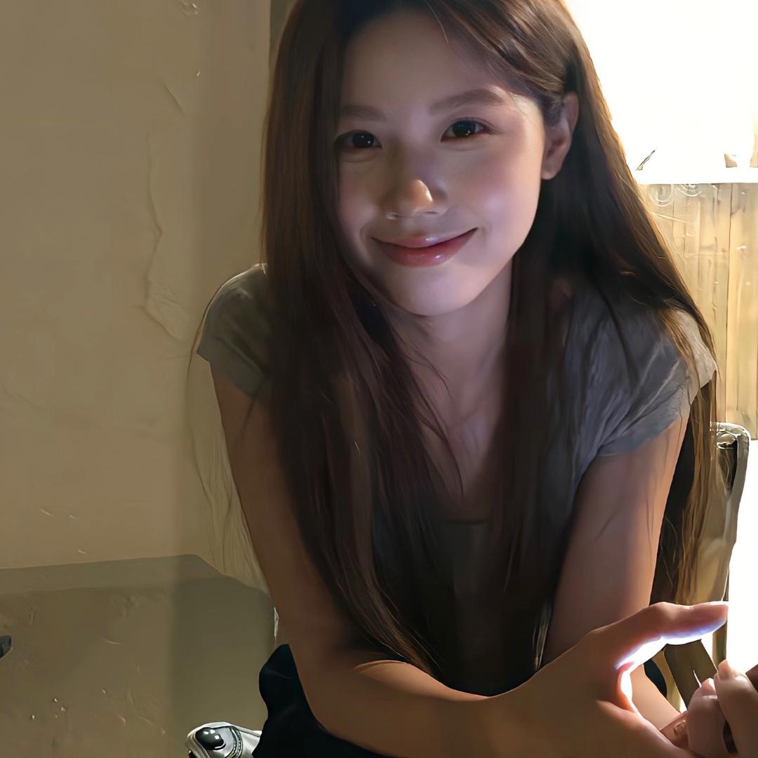 小鱼(ฅ>ω<*ฅ)