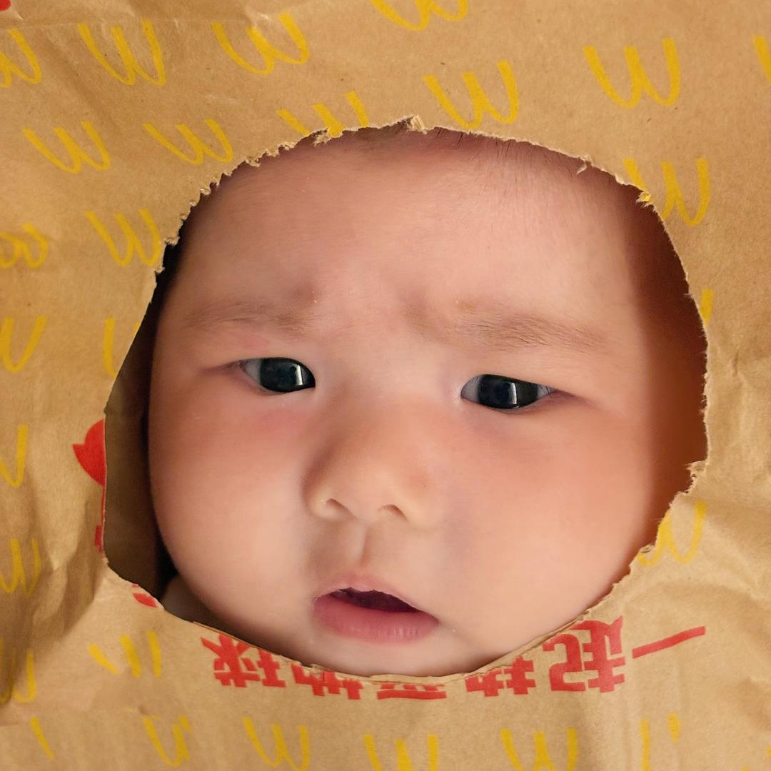 NINI霓霓