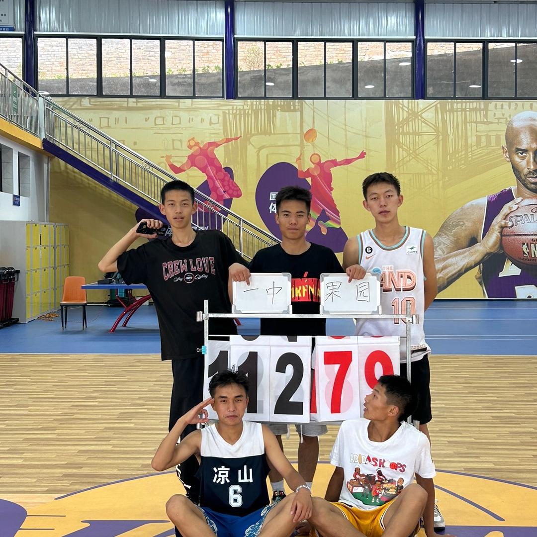 不會打球⛹️‍♂️