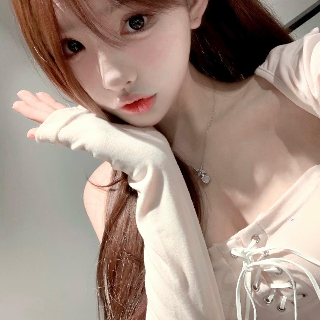 邓婕