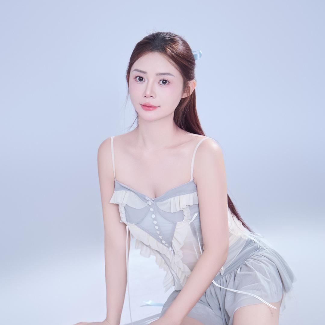 小只静静