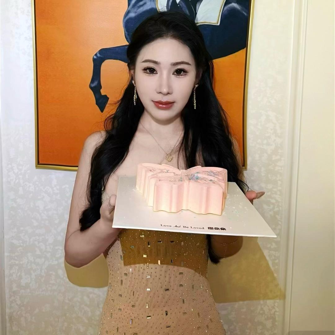 啦啦啦    11