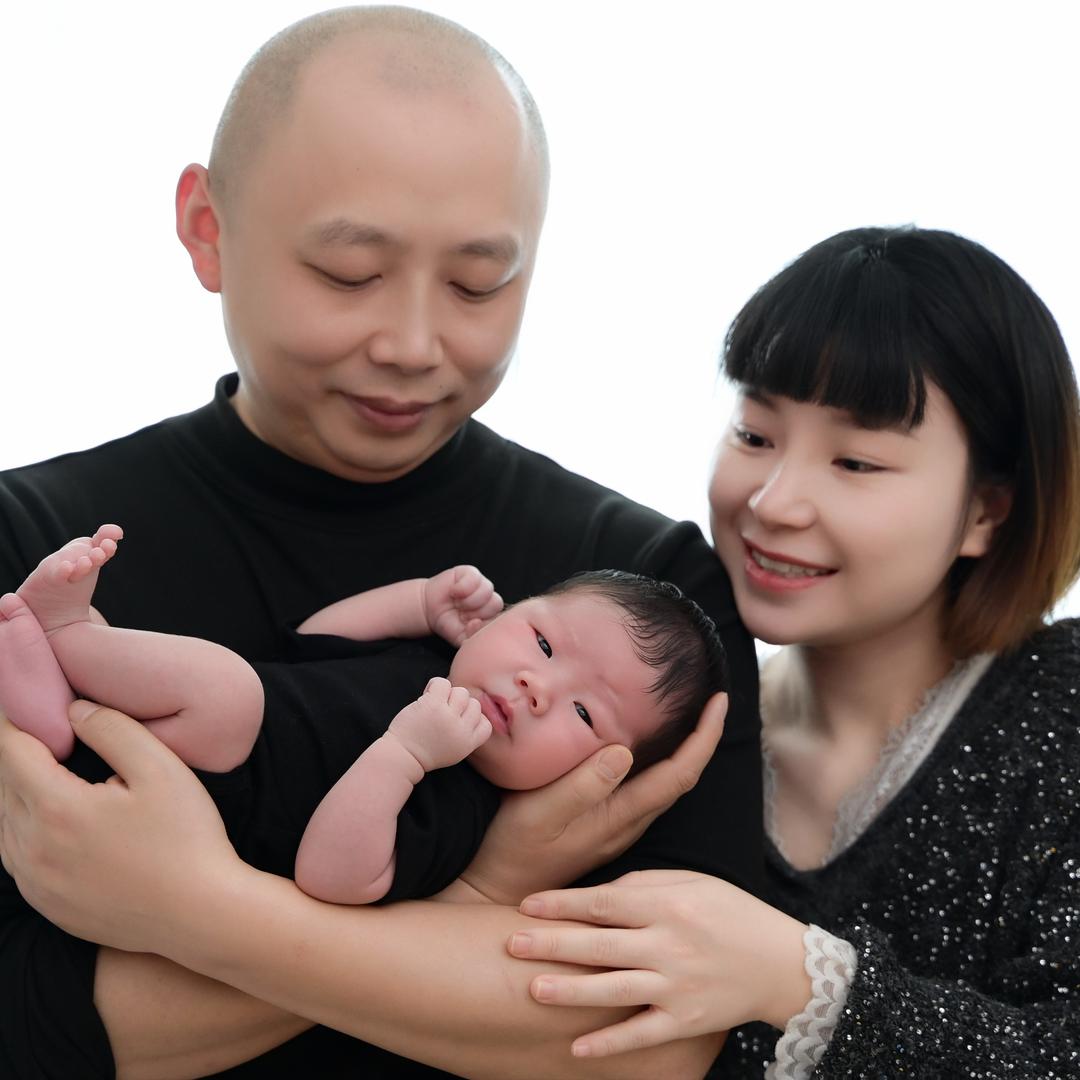 （——————）