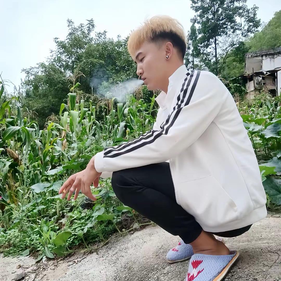 ᝰꫛꫀꪝ•⚘/曾经的我