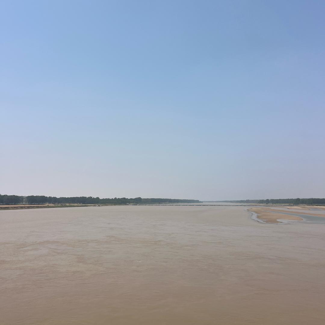 黄河边的中国