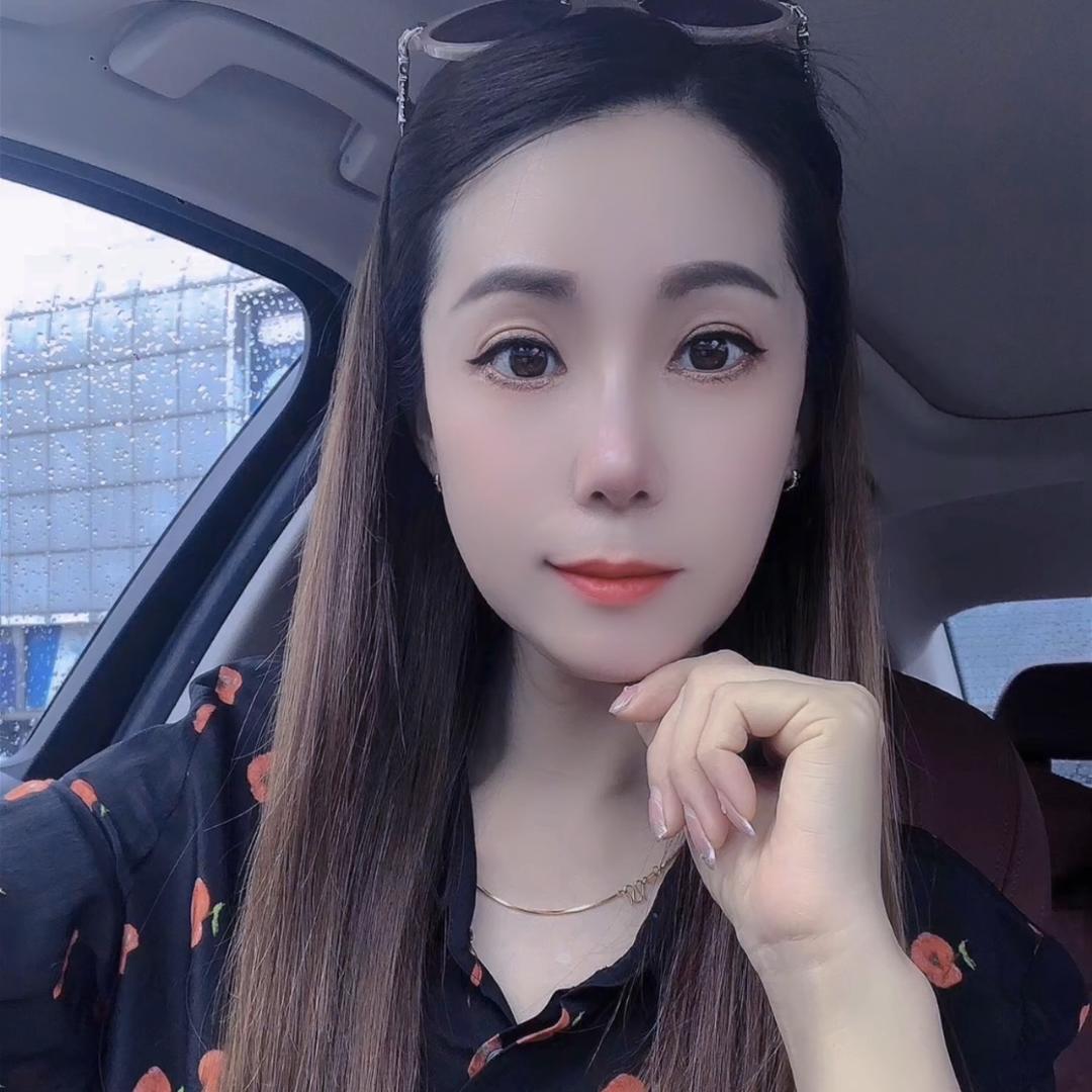 💋     左   左  💃🏽