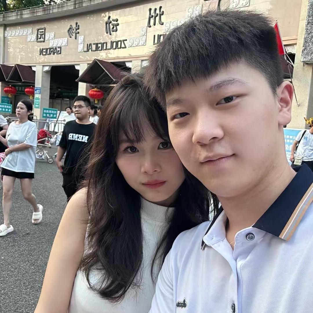 小张超能吃