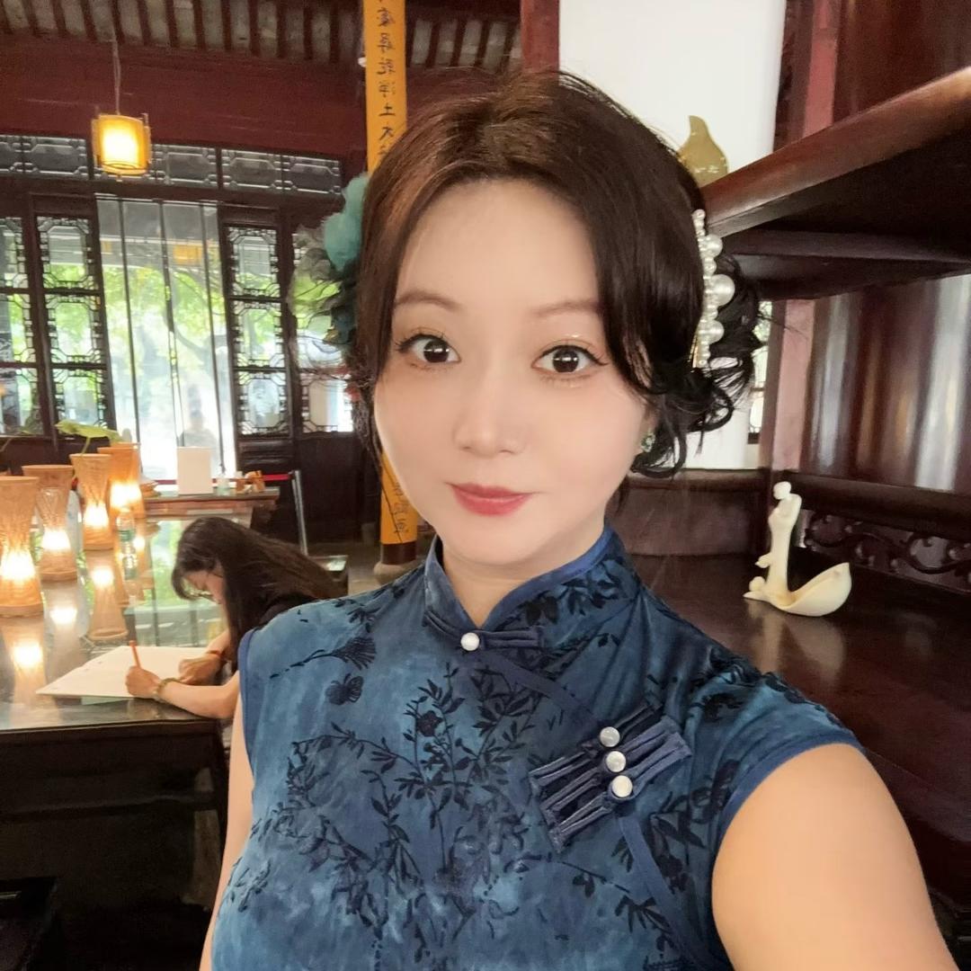 广州开小酒馆的糖唐姐