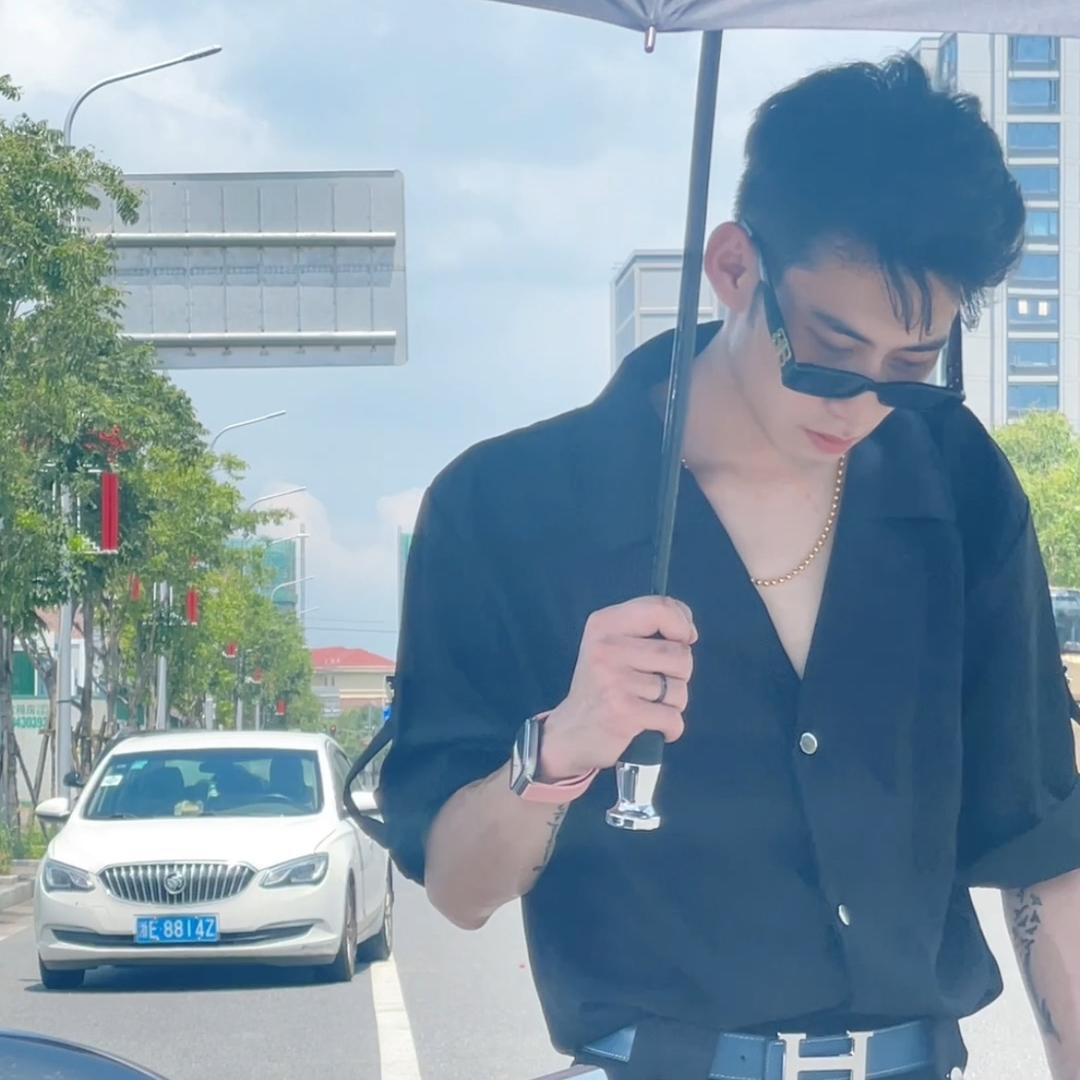 晚上我是这个👍