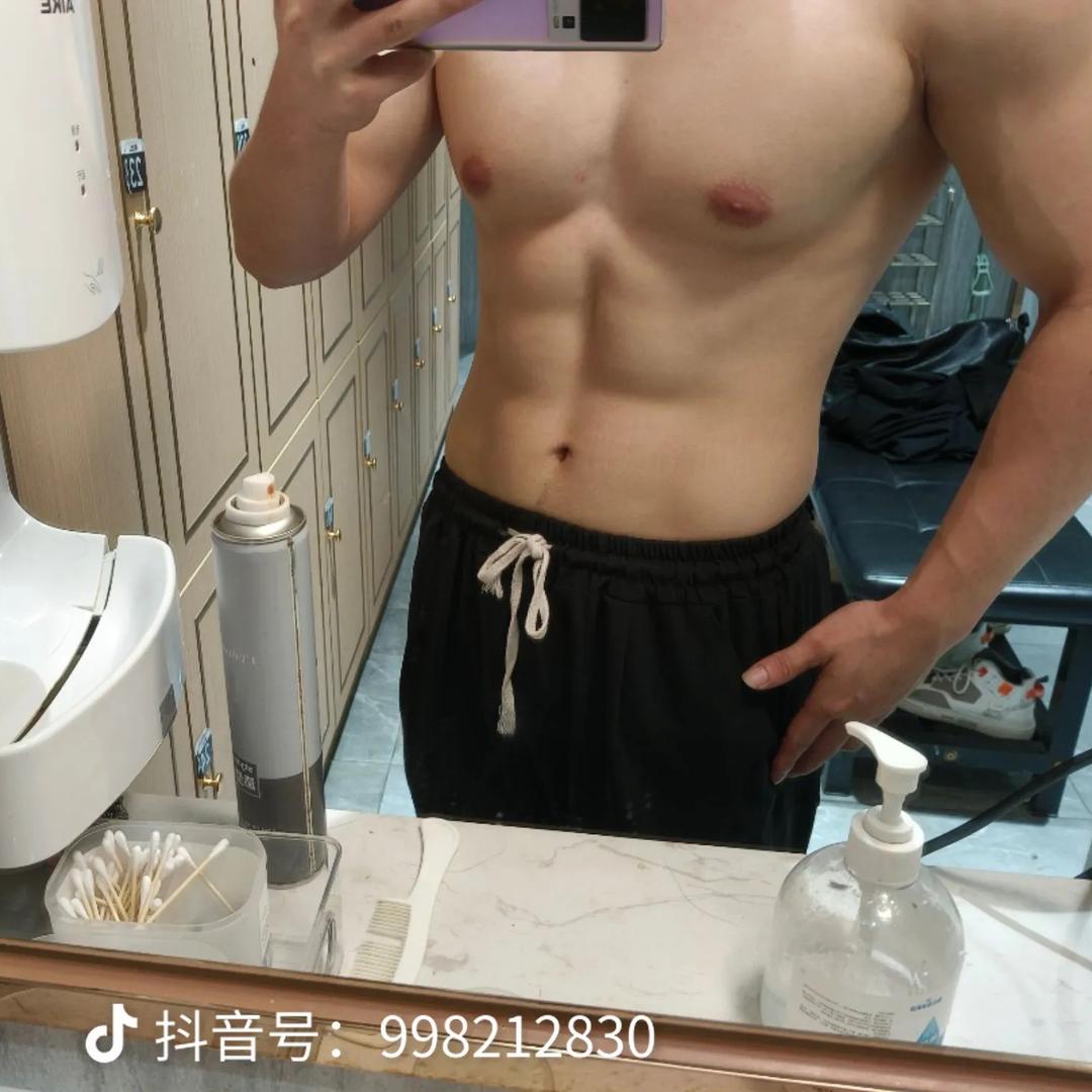 丑人上线🔥