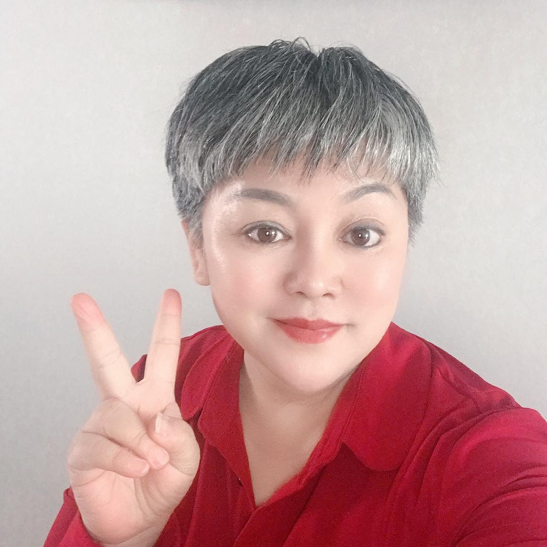 伊犁河谷的杨帆