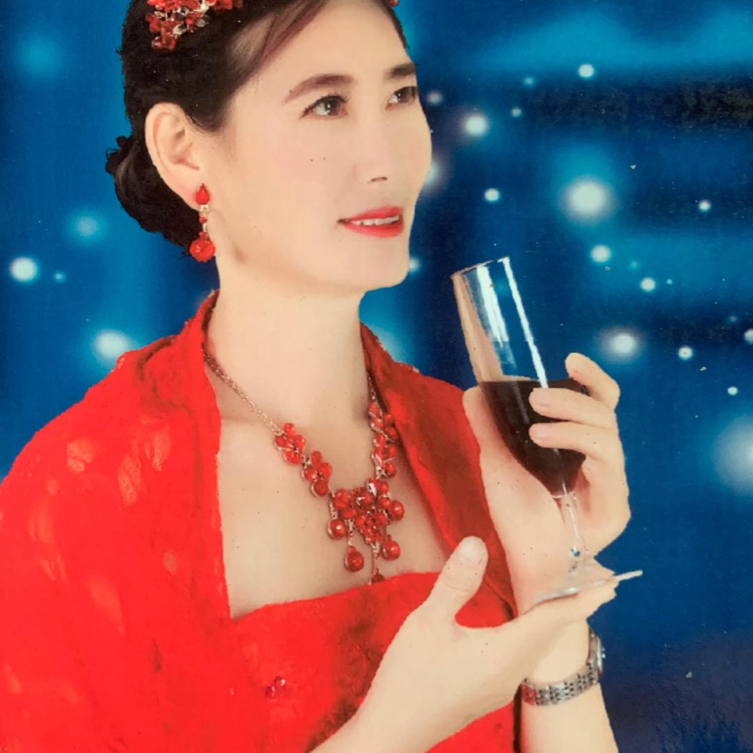 高个姐，(晚上八点二十开播)
