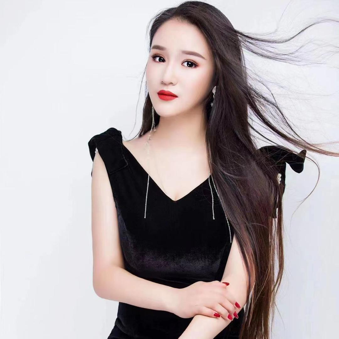 徐媛美业小号【晚12点直播】