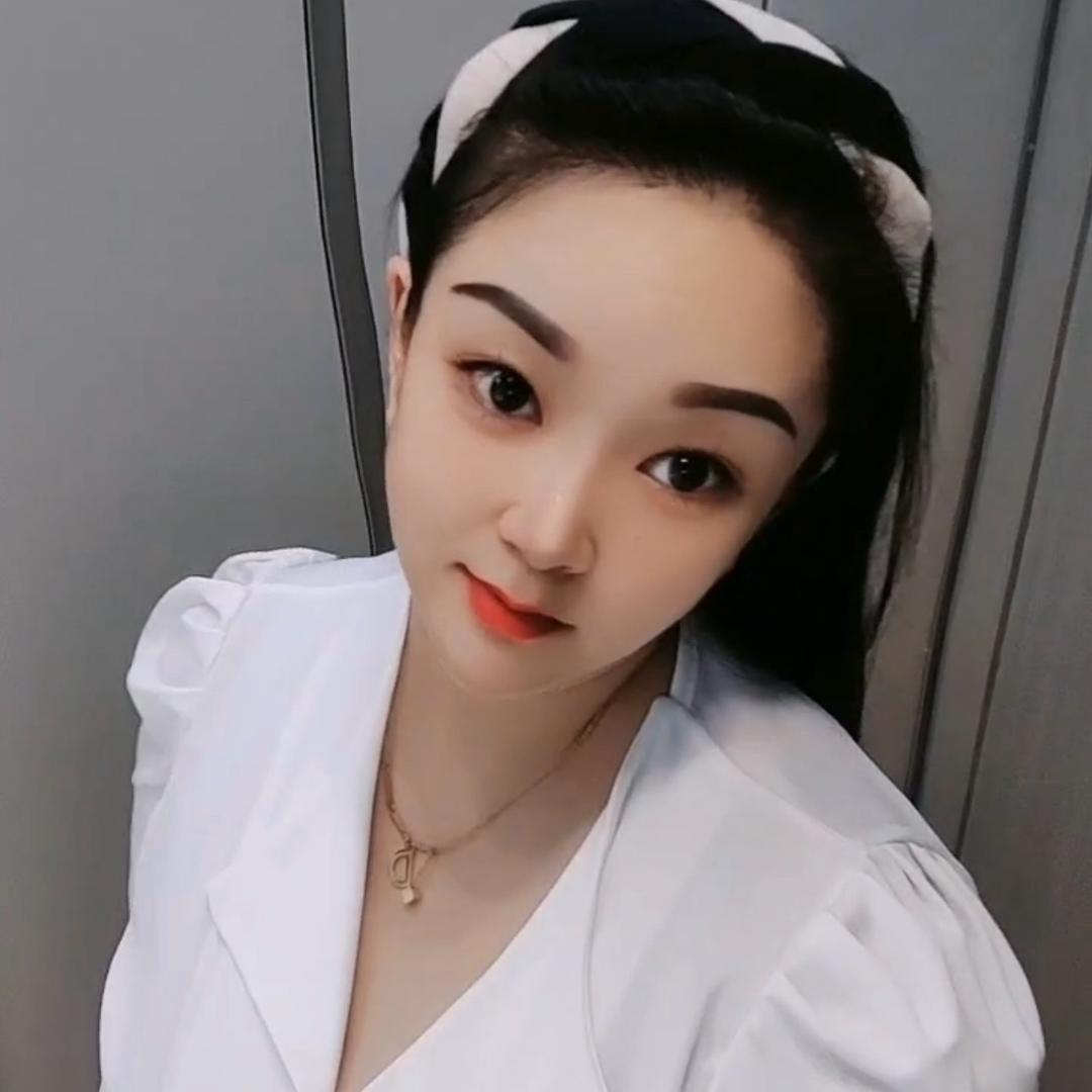 艾美皮肤管理-艾璐老师