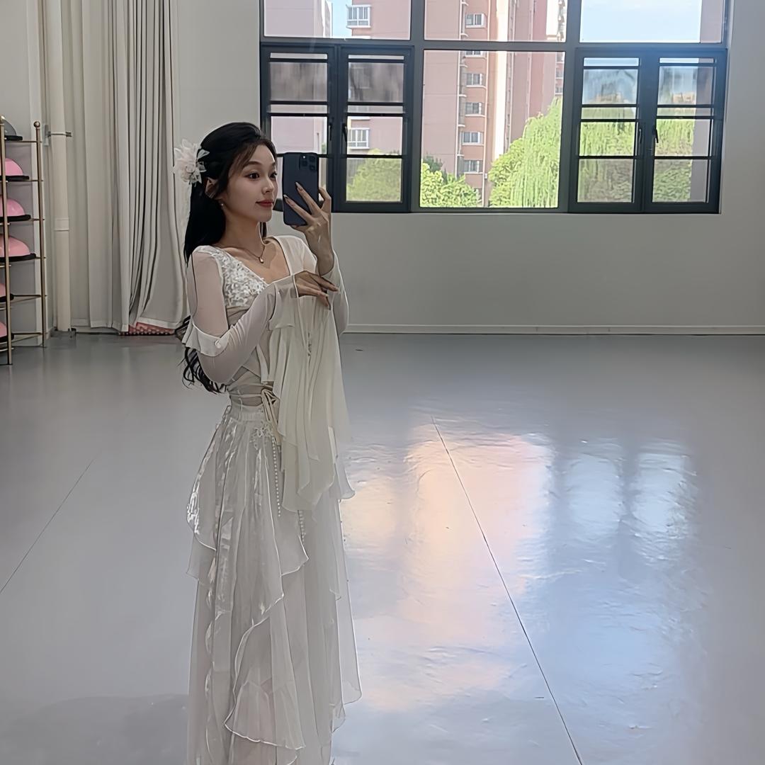 一杯馥芮白