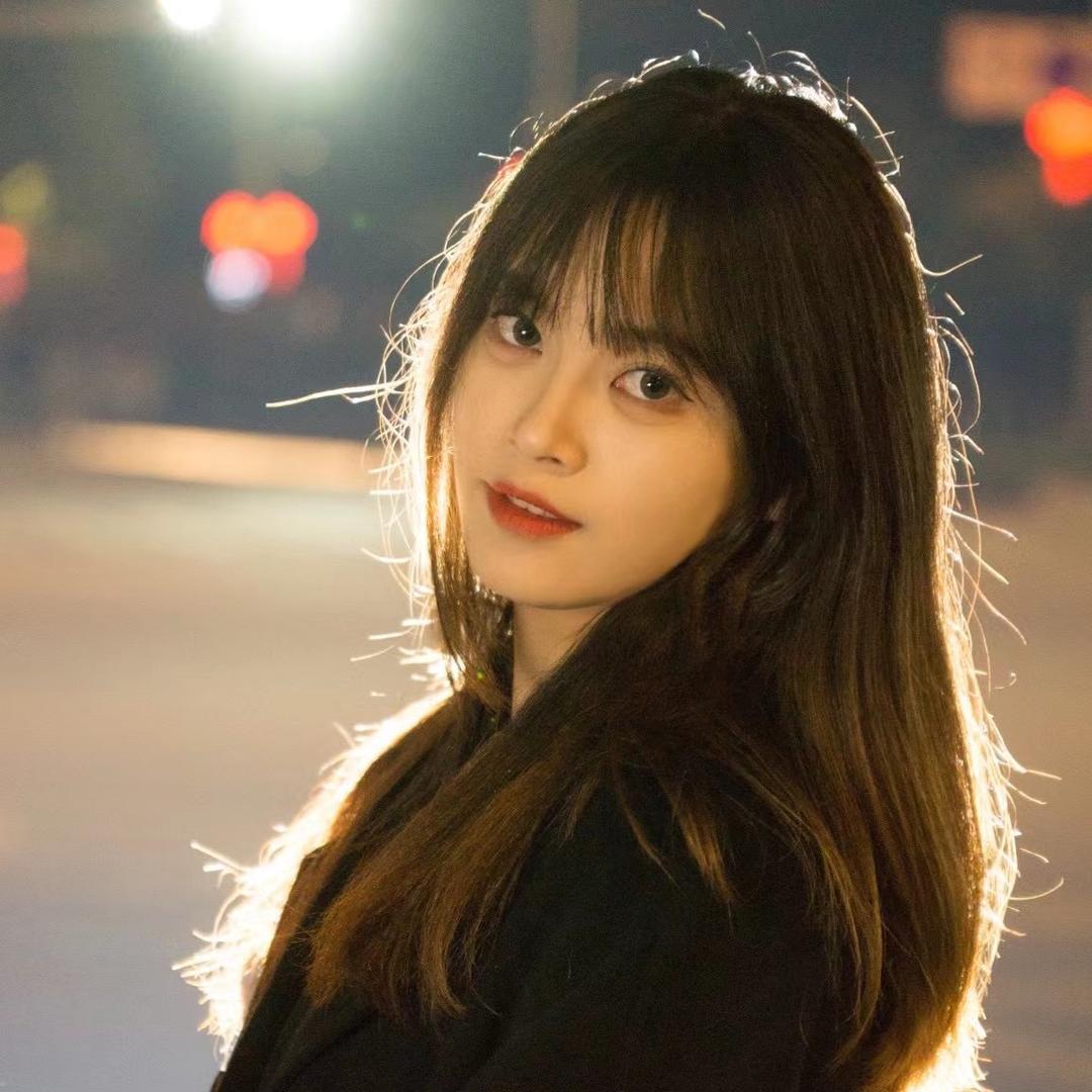 宝藏穿搭杂货铺