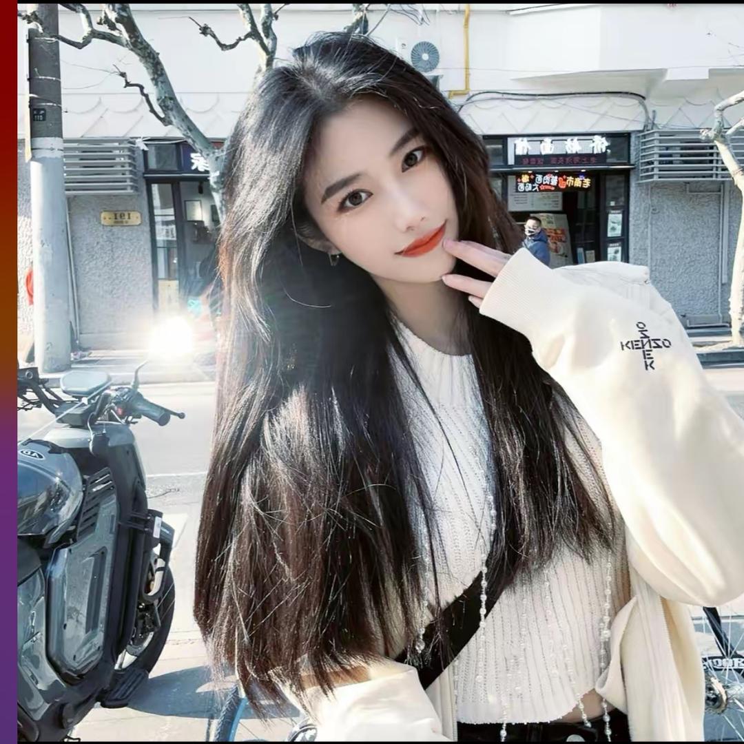奔跑中的姑娘