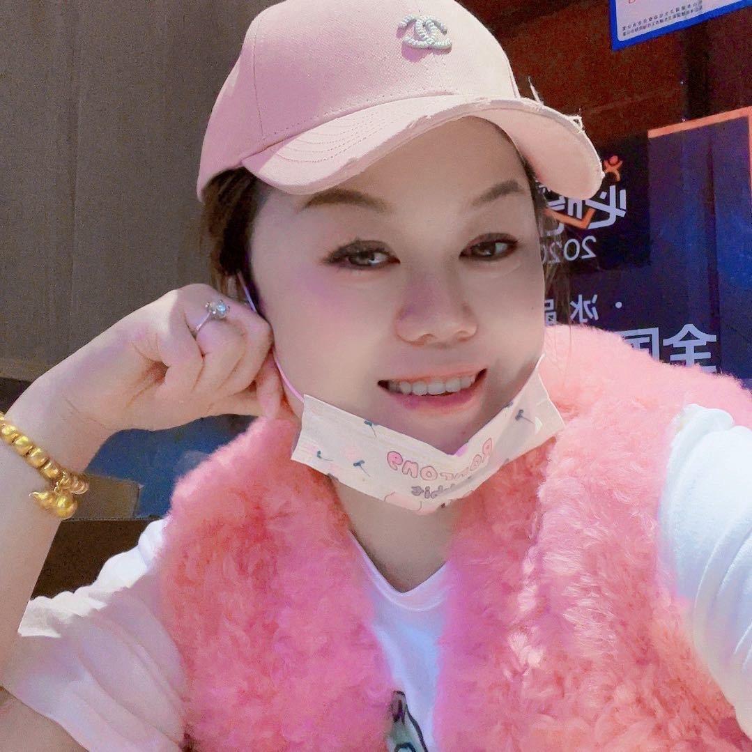 串妹花式冰粉创始人