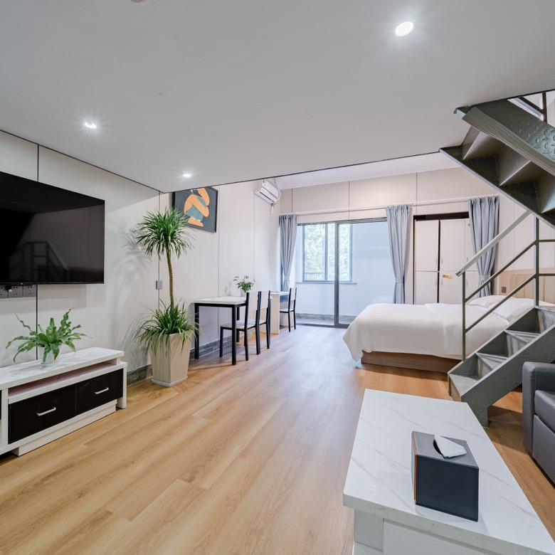 c9公寓（上海南站华东理工大学店）