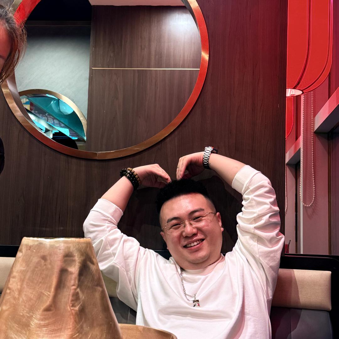 简约造型   王斑